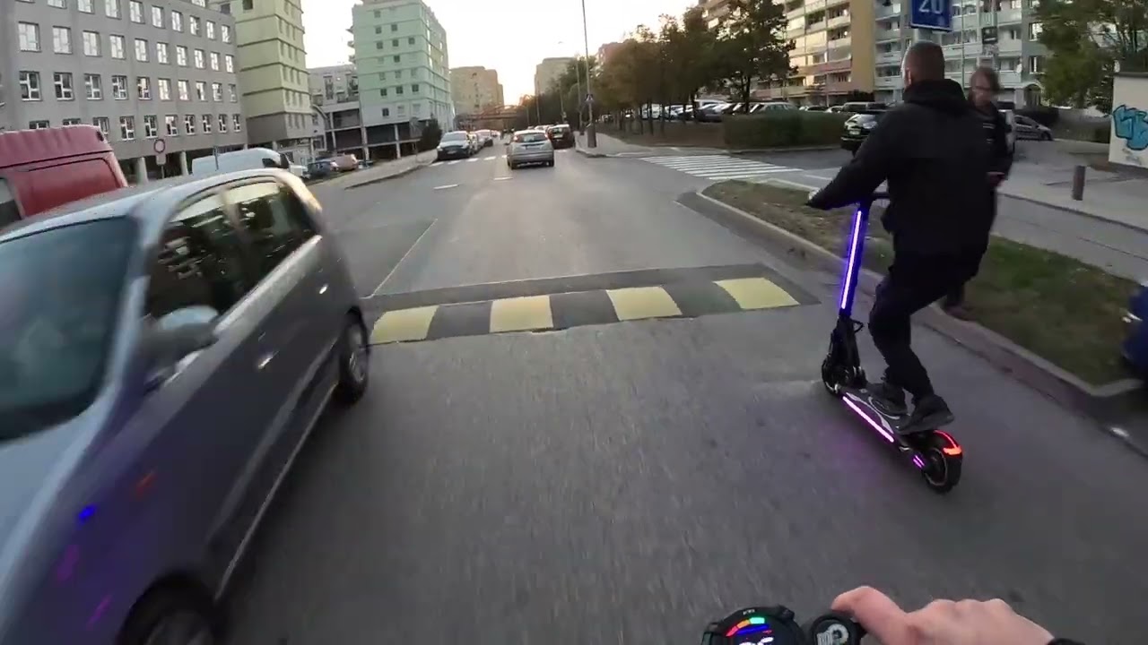 Dualtron Mini Long Body Dual vs. Dualtron Popular