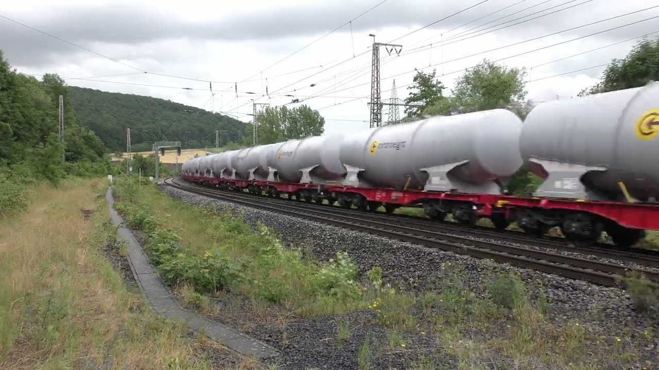 Güterzüge in Kreiensen im Leinetal am 09.07.2022