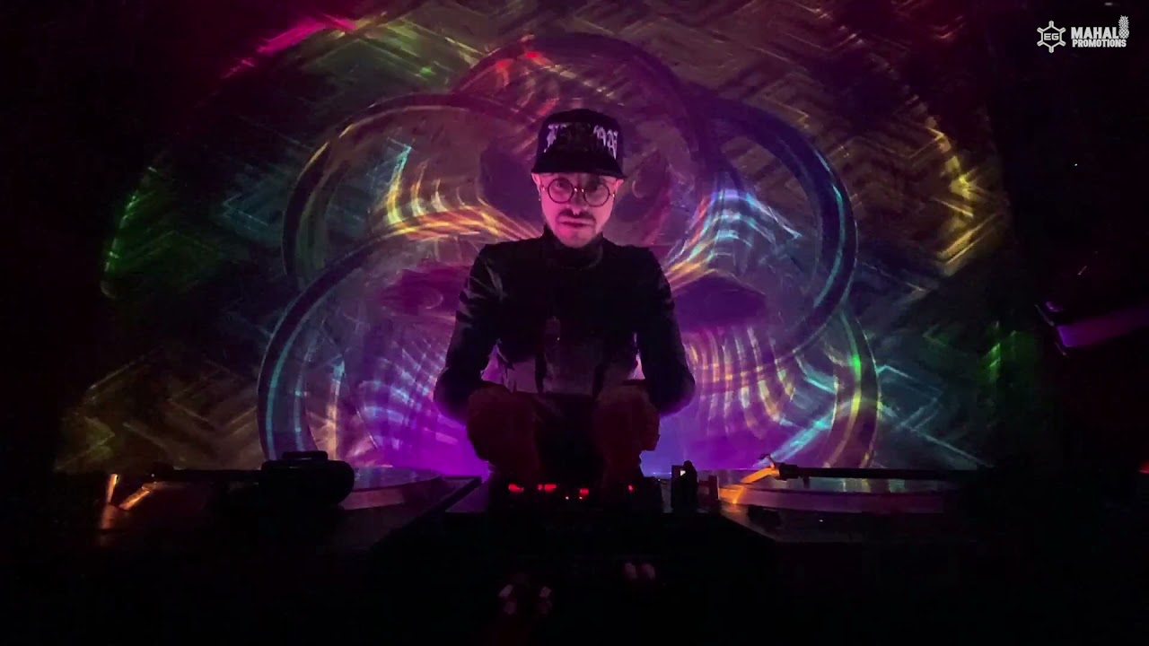 The Homework Sessions: DISKjockey F3LON