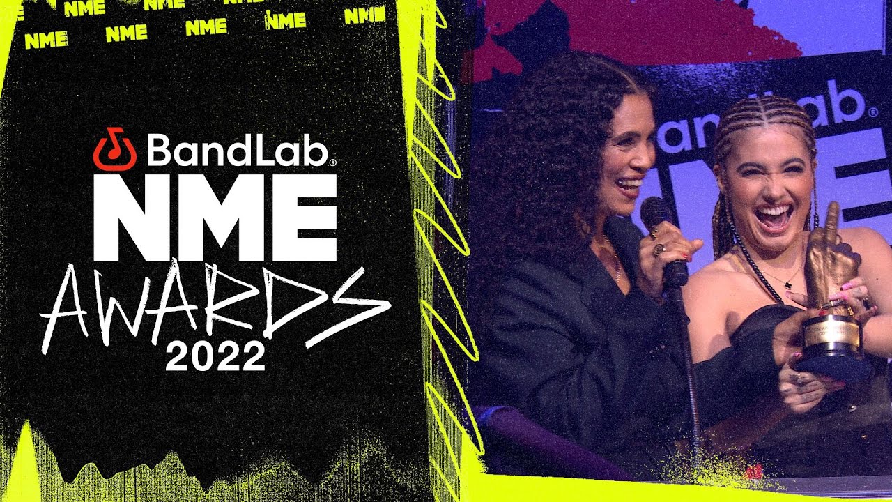 Neneh Cherry presented with Icon Award by daughter Mabel at the BandLab NME Awards 2022