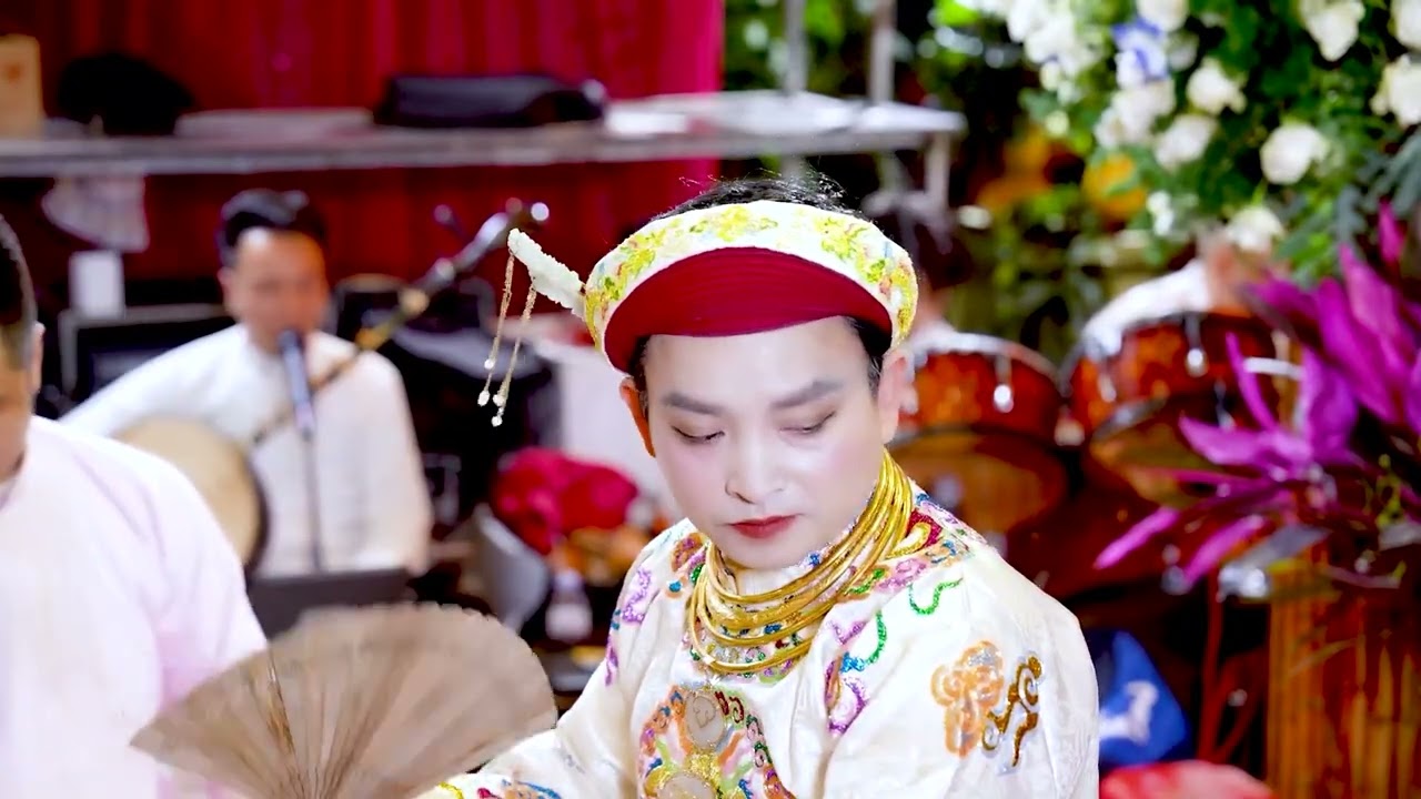 Ông Hoàng Bơ - Đồng thầy Nguyễn Văn Tuân - Lễ tạ tất niên Đền Mẫu Linh năm 2025
