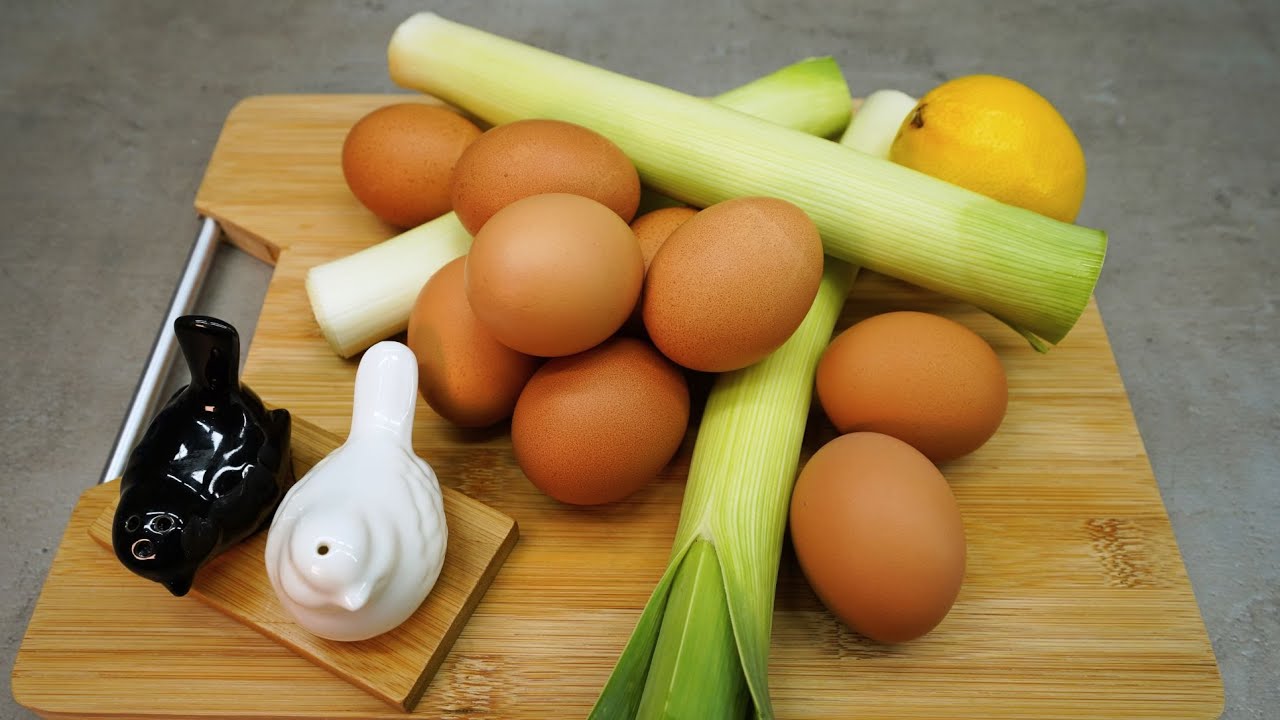 Невероятно вкусный луковый пирог. Почему я раньше не знала, что лук-порей такой вкусный?