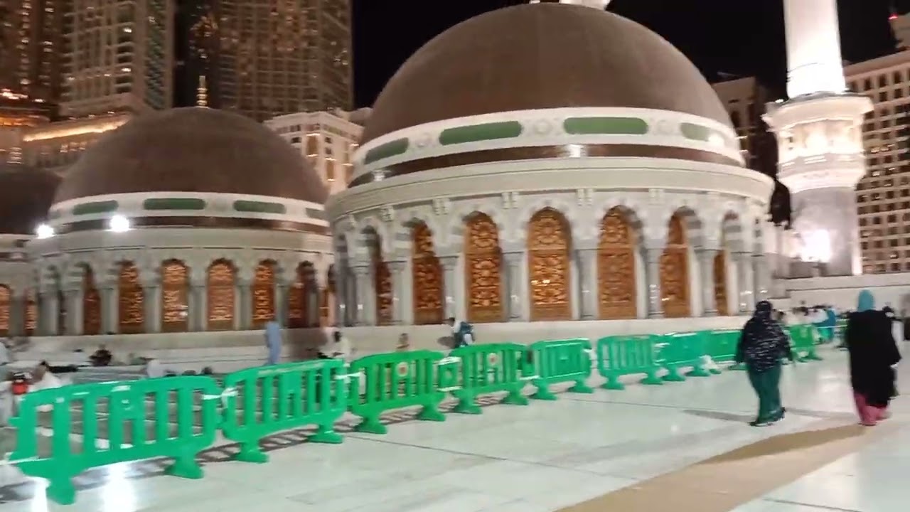  Megah nya  Masjidil Haram  Lantai Paling Atas  Begitu dekat  Menara Jam Towers... 