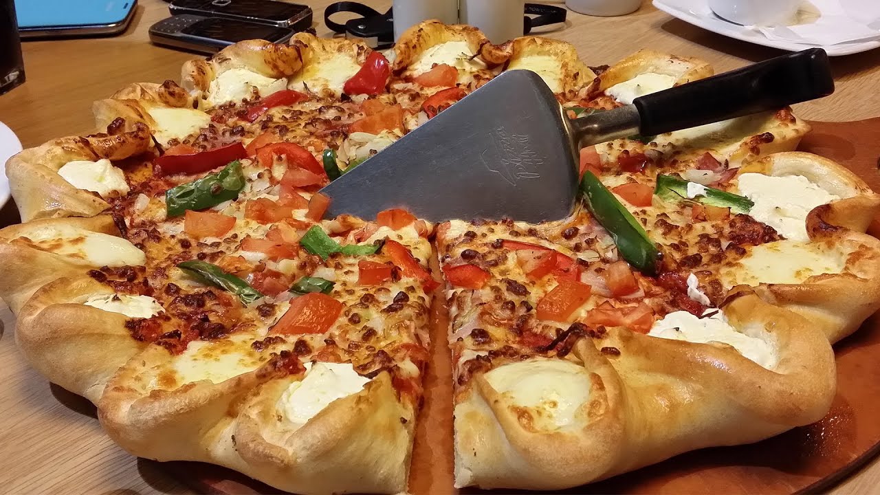 Pizza Hut - Korona Hot Bacon / Telepizza Pizza Zb&oacute;jnicka  FFD #108