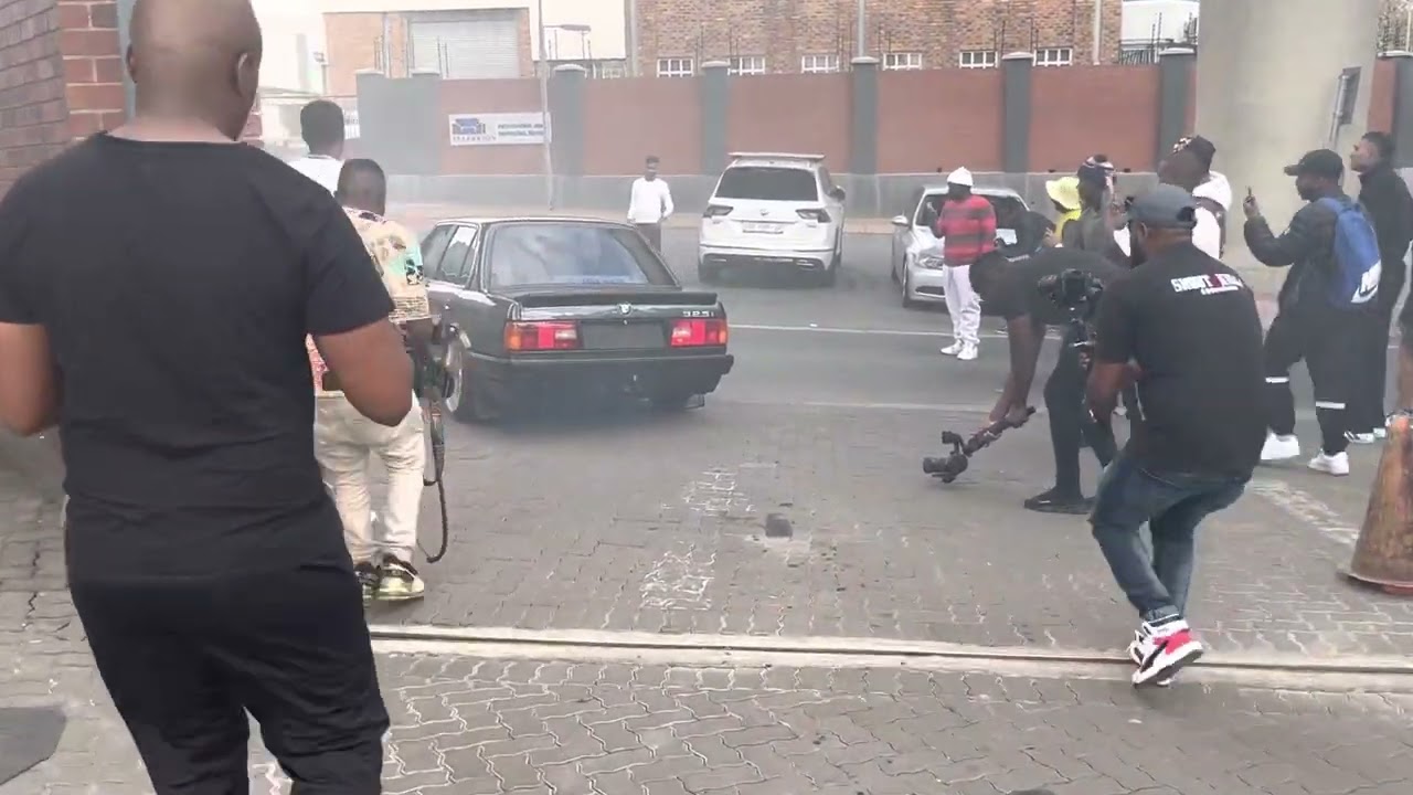 Gusheshe 325i disappeared after doing a burnout