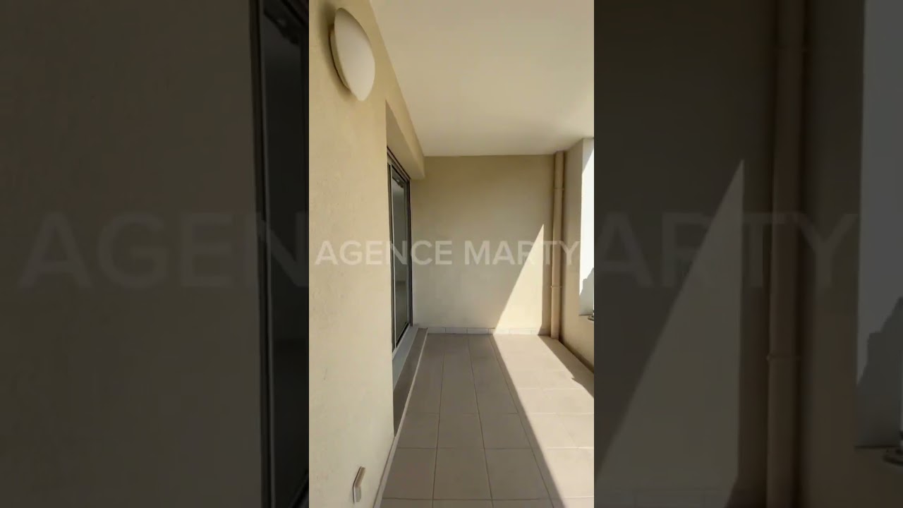 &Agrave; LOUER T2 - Lumineux avec Balcon, possibilit&eacute; Parking 8&egrave;me Arrondissement de Marseille