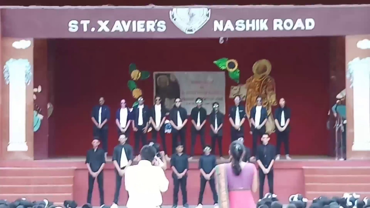 Lazy dance on kolavari di..(chavat boys) St.xavier’s high school.