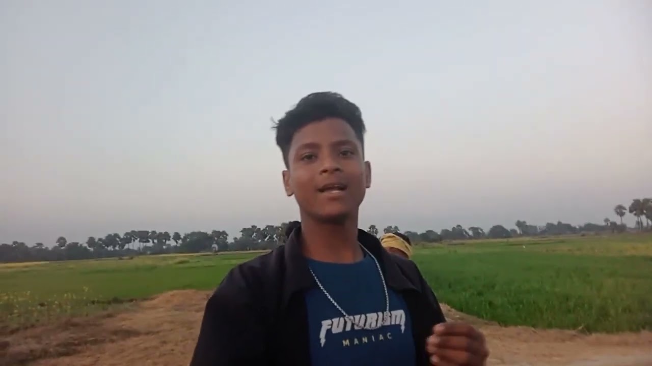 दोस्त के साथ  पाटी मे