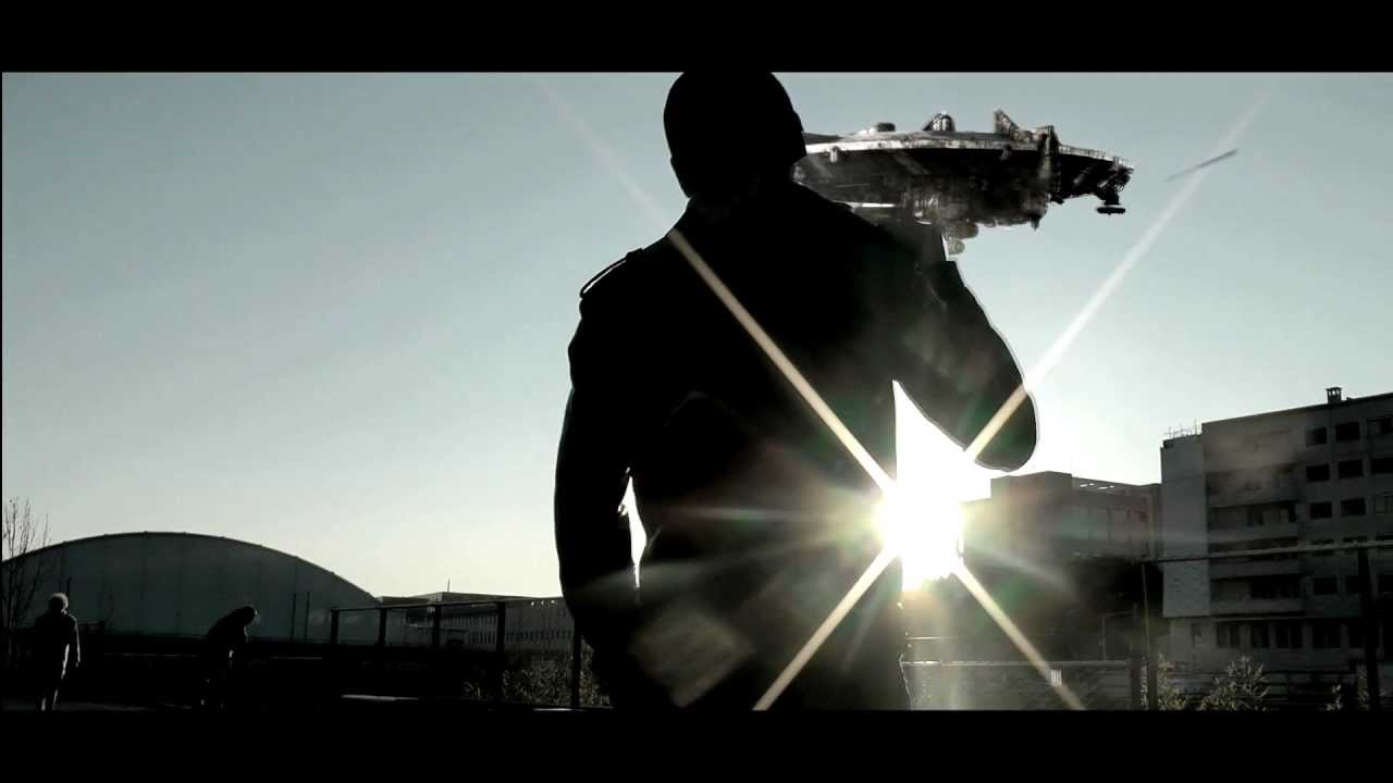 LE FAUX CONCOURS : We are the Universe - Bande Annonce