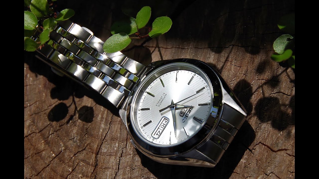 SEIKO-5 SNKL15 / How to adjust the length of the bracelet.