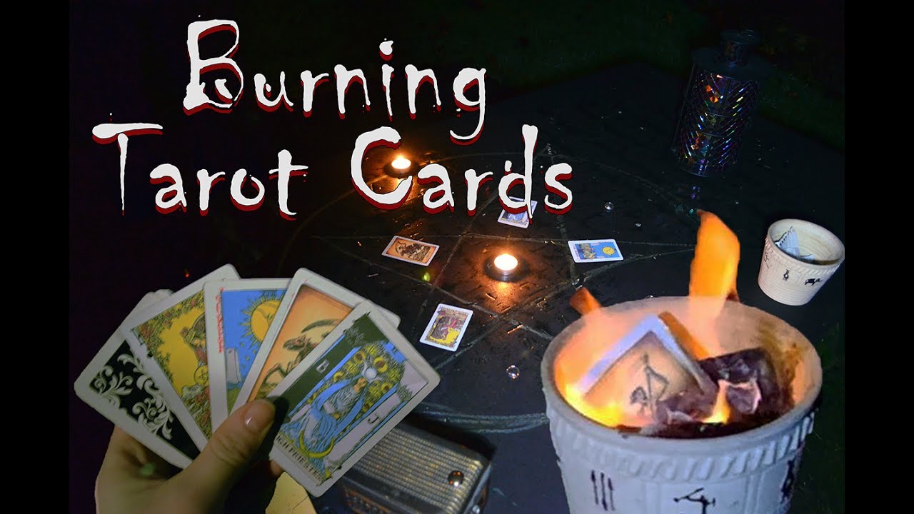 Burning Tarot Cards at Night ☆☽