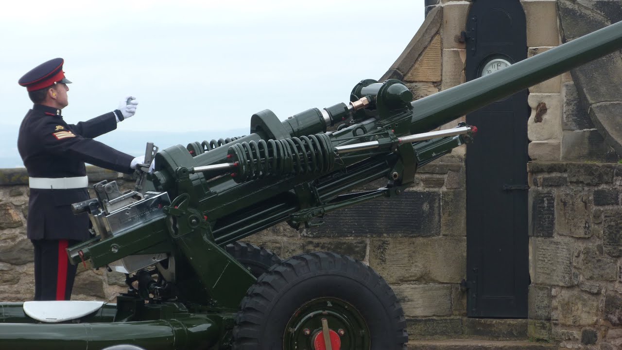 1 O’clock Gun - Edinburgh Castle