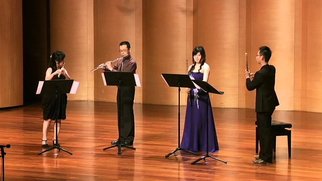 Pierre Max Dubois : Quatuor pour flutes 1er Mov.