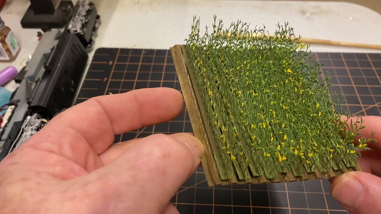 HO scale: Building a farm scene, part 1