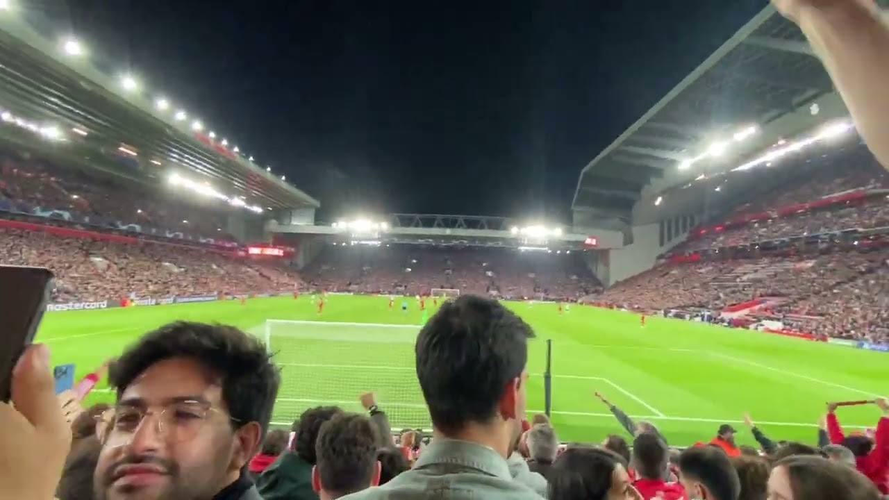 LIVERPOOL - BENFICA / 13.04.2022 ANFIELD ROAD (Pre-Game / YNWA / Goal Reactions / Benfica Fans)