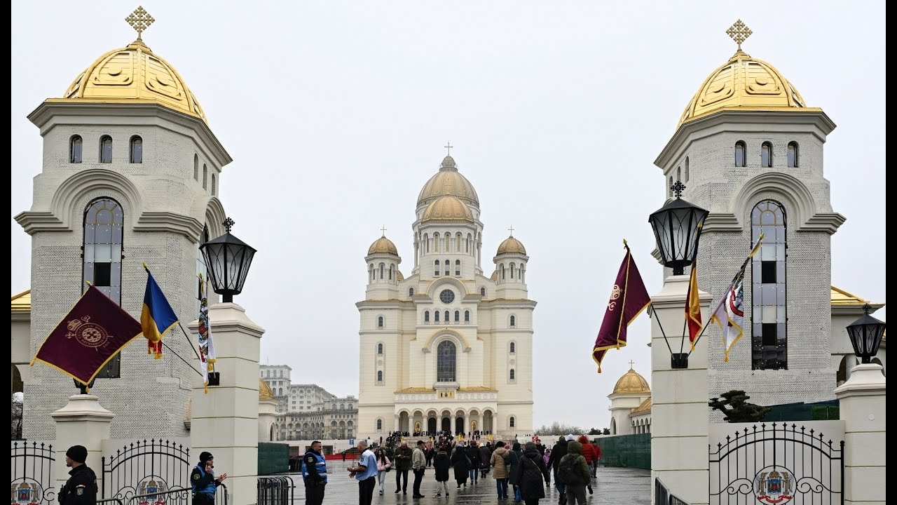 Primul hram al Catedralei Naționale înveșmântate în mozaic
