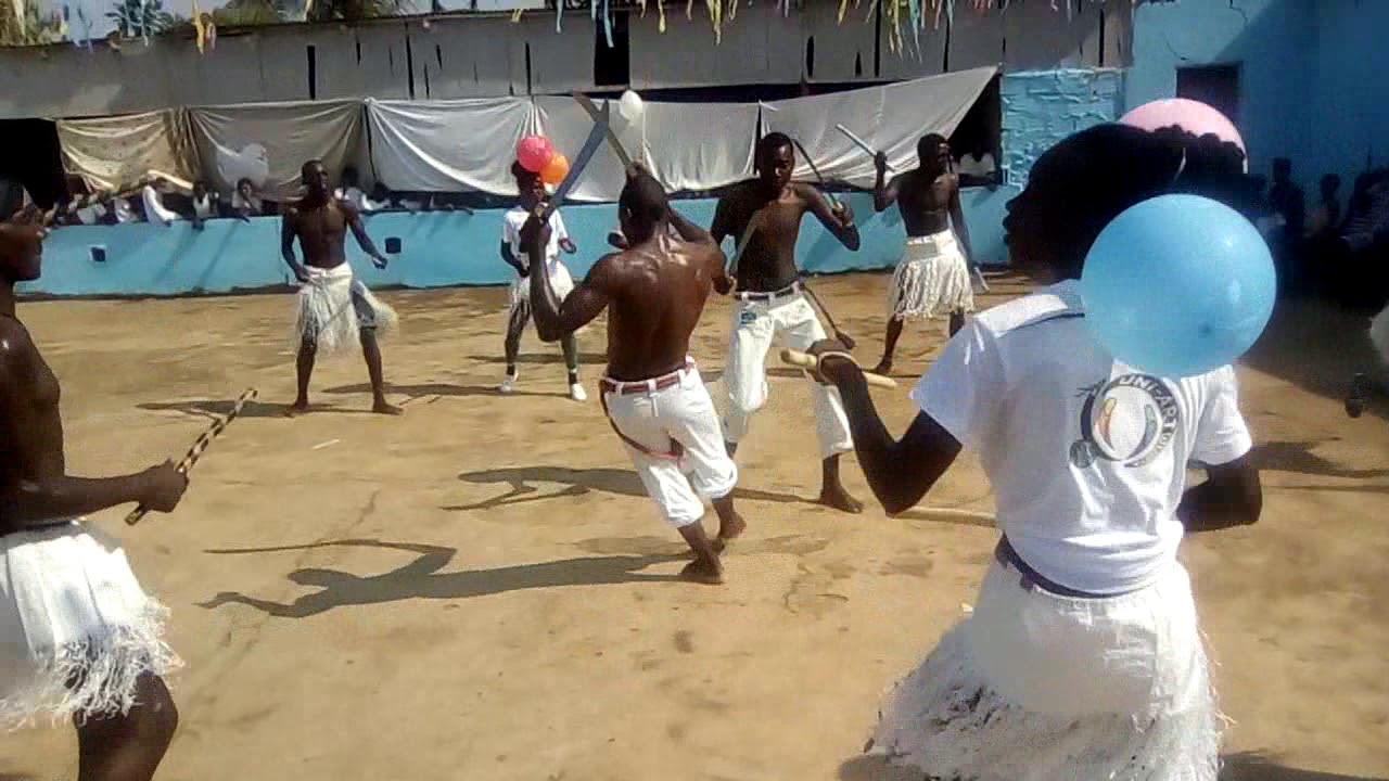 Capoeira de s&atilde;o tom&eacute; e prencipe