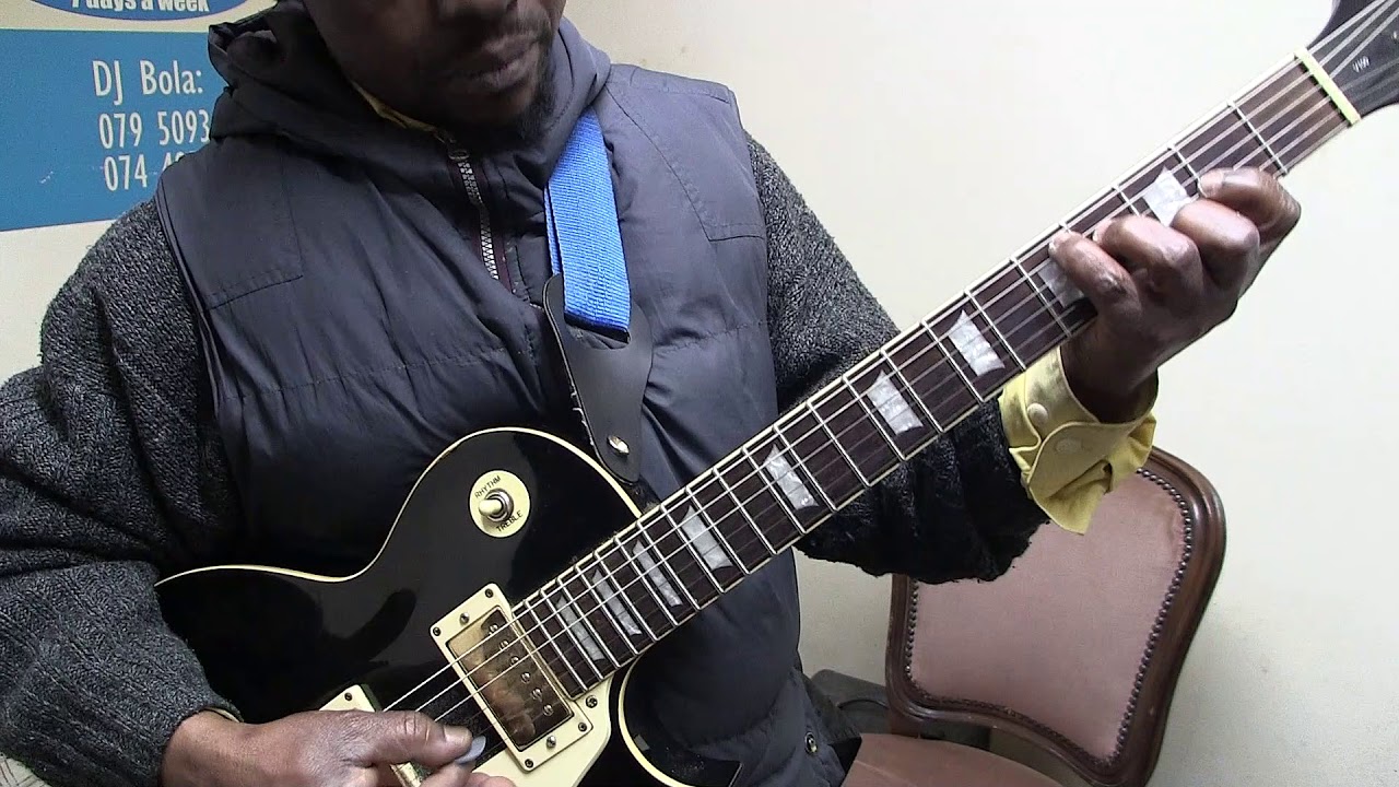 How to play Kin É Bougé solo guitar - tutorial by Mboka Liya