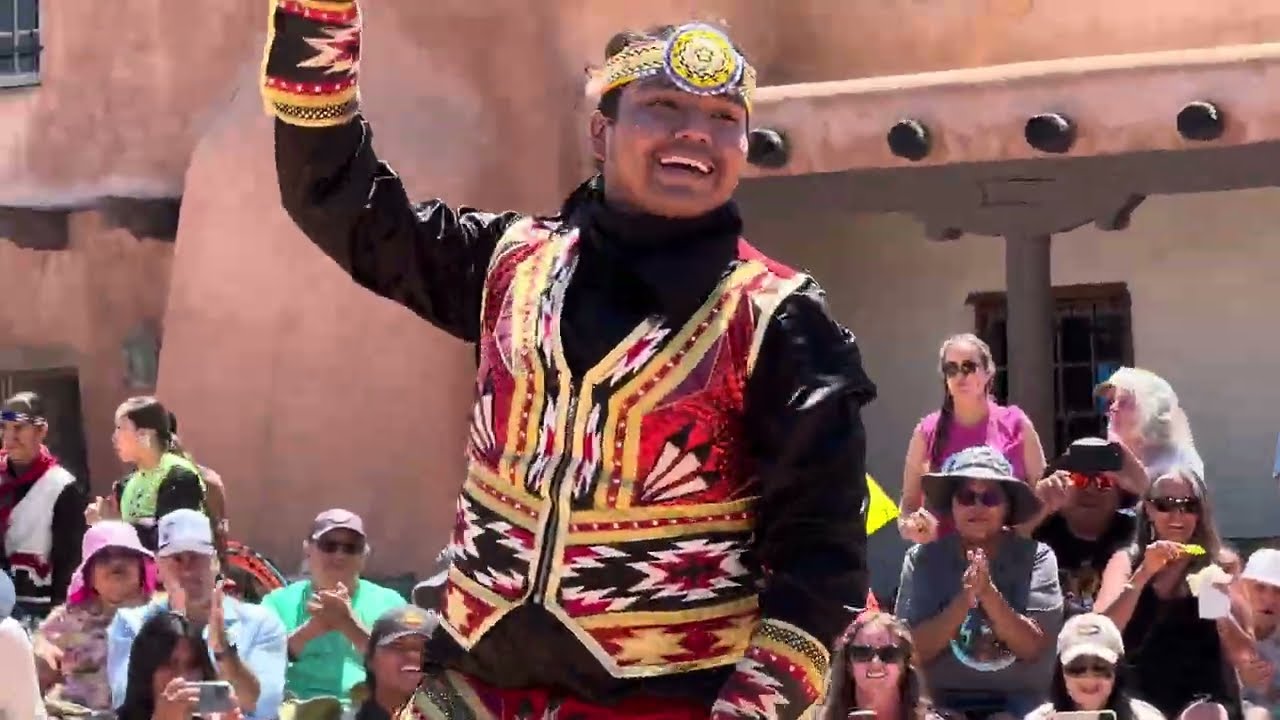 4TH ANNUAL YOUTH HOOP DANCE CHAMPIONSHIP - SANTA FE NM, 2025 - Jerry Hunt