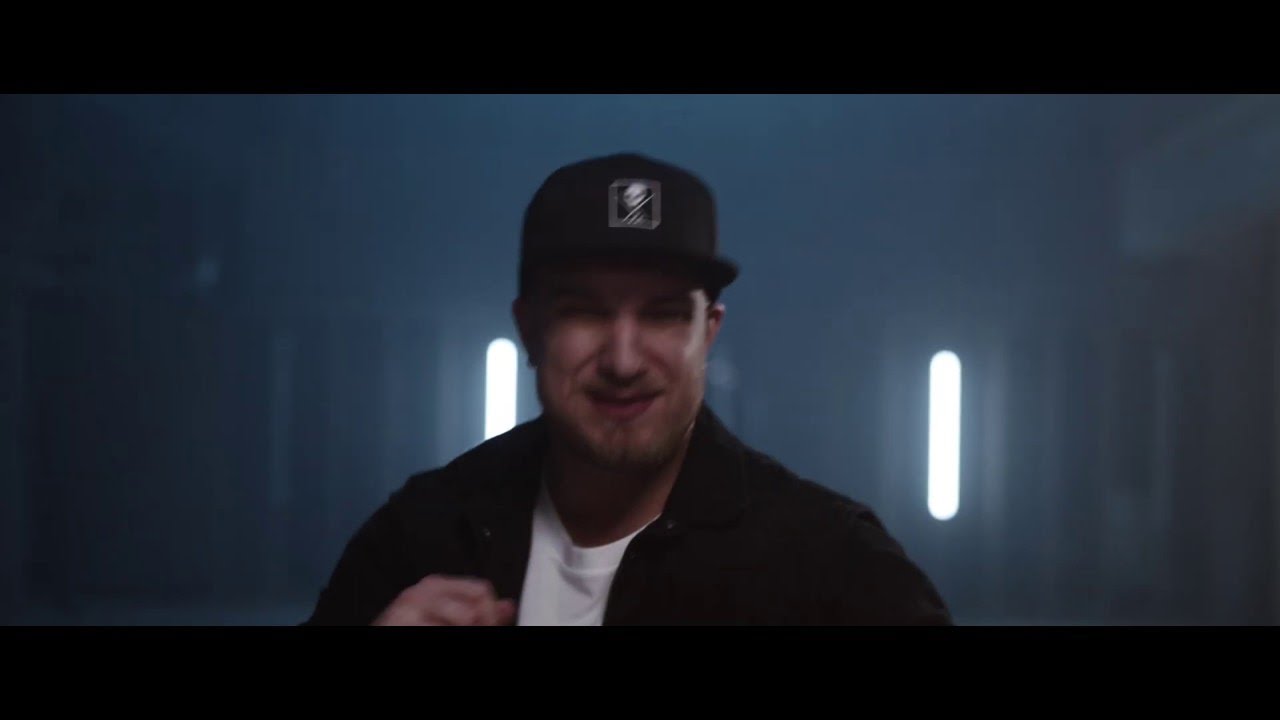 Lukáš Adamec - Tancuj Mi [ Official Video ]