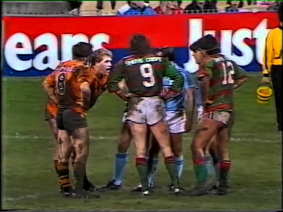 Footy Fight - Les Davidson V Paul Sironen 1987