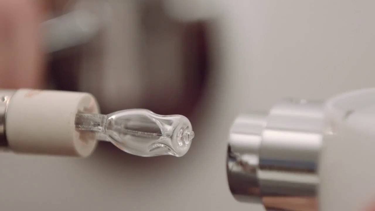 Occhio Tutorial | Leuchtmittelwechsel bei Occhio Halogen Leuchten