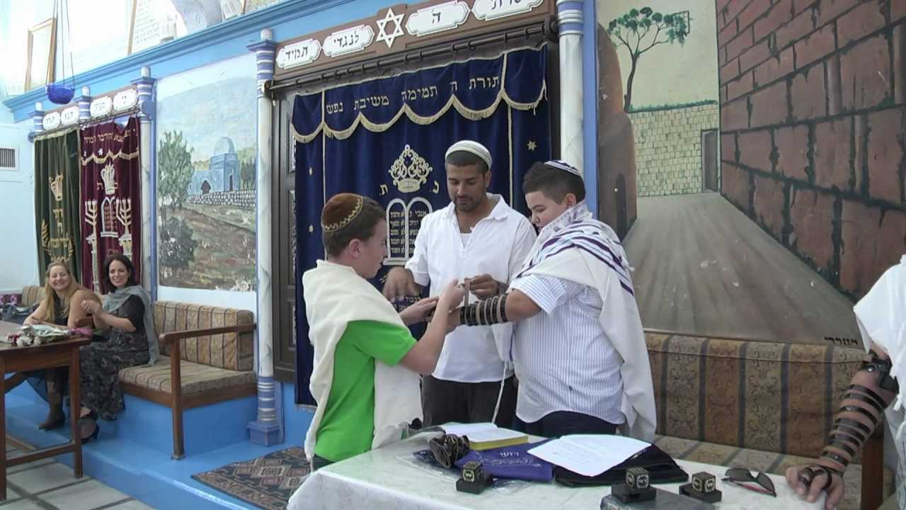 Bar Mitzva in Zafet    תהלוכה וטכס בר מצווה בצפת