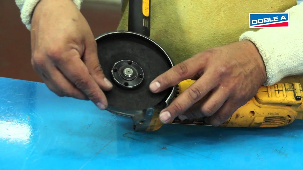 CORTE DE CHAPA DE ACERO INOXIDABLE CON DISCO DOBLE A