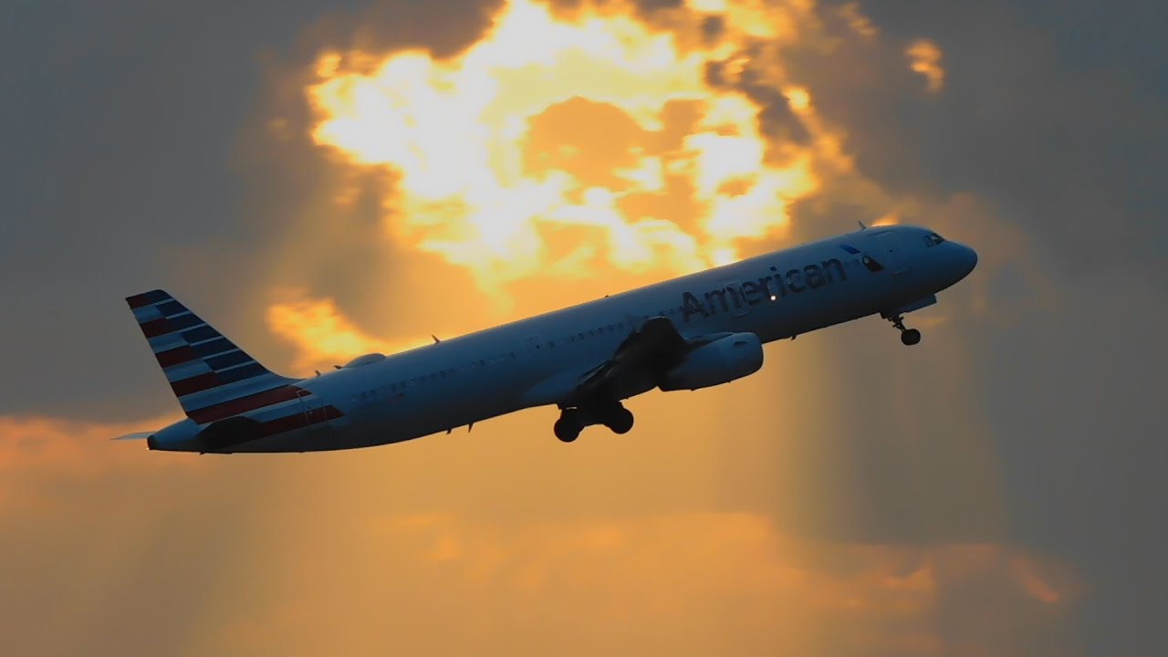 12 MINUTES of EVENING TAKEOFFS and LANDINGS | Charlotte Douglas Airport Plane Spotting