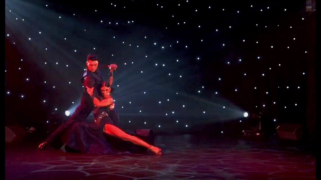NATURAL -  Tango Showdance -  Aaron Brown & Jasmine Takács