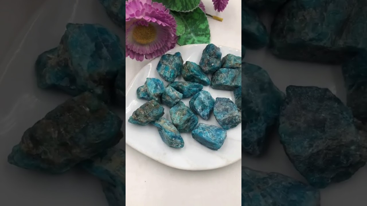 MAGIC CRYSTALS - BLUE APATITE