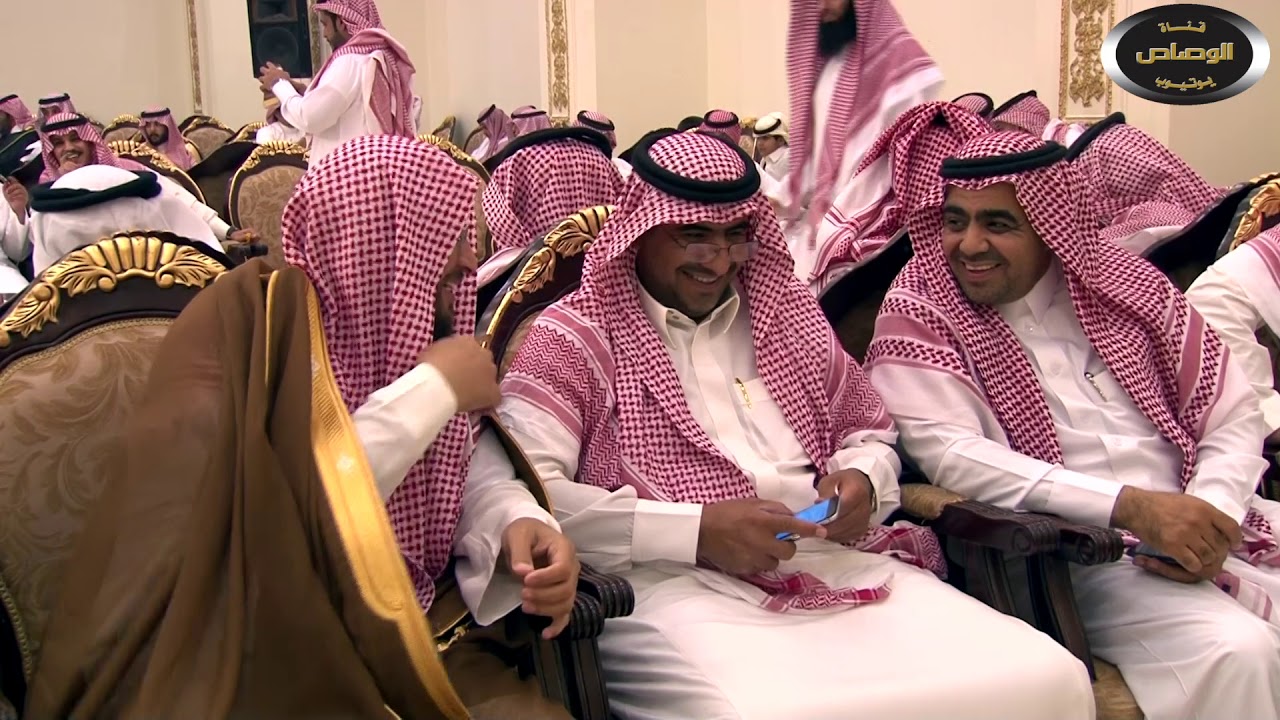 الشاعر  منصور بن سالم المرزوقي  في حفل  زواج مشاري  مطر المرزوقي البقمي بالرياض تصوير الوصاص