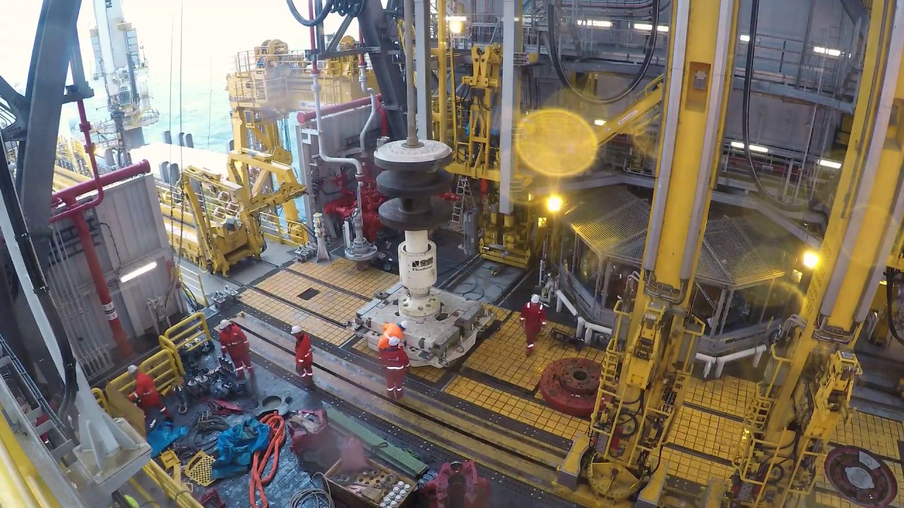 Drillship Running Risers & Diverter
