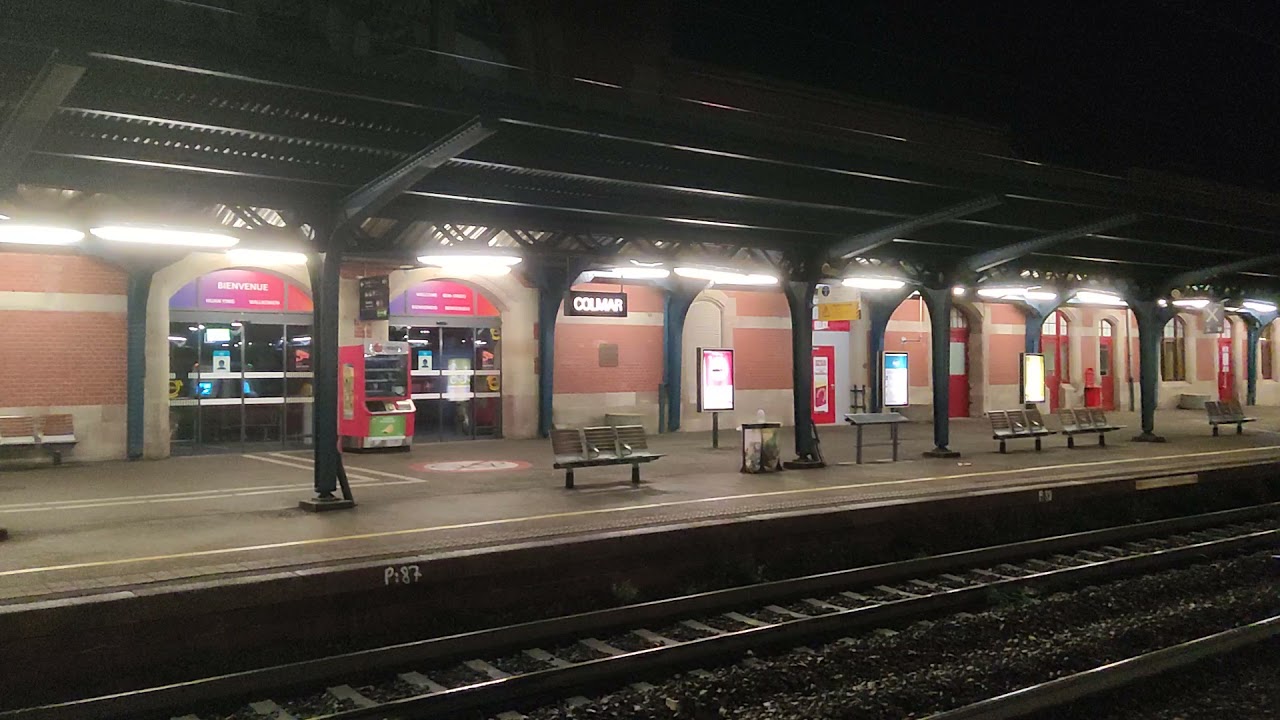 Passage de l'Orient-Express en gare de Colmar le 21/10/2021 à 2h20