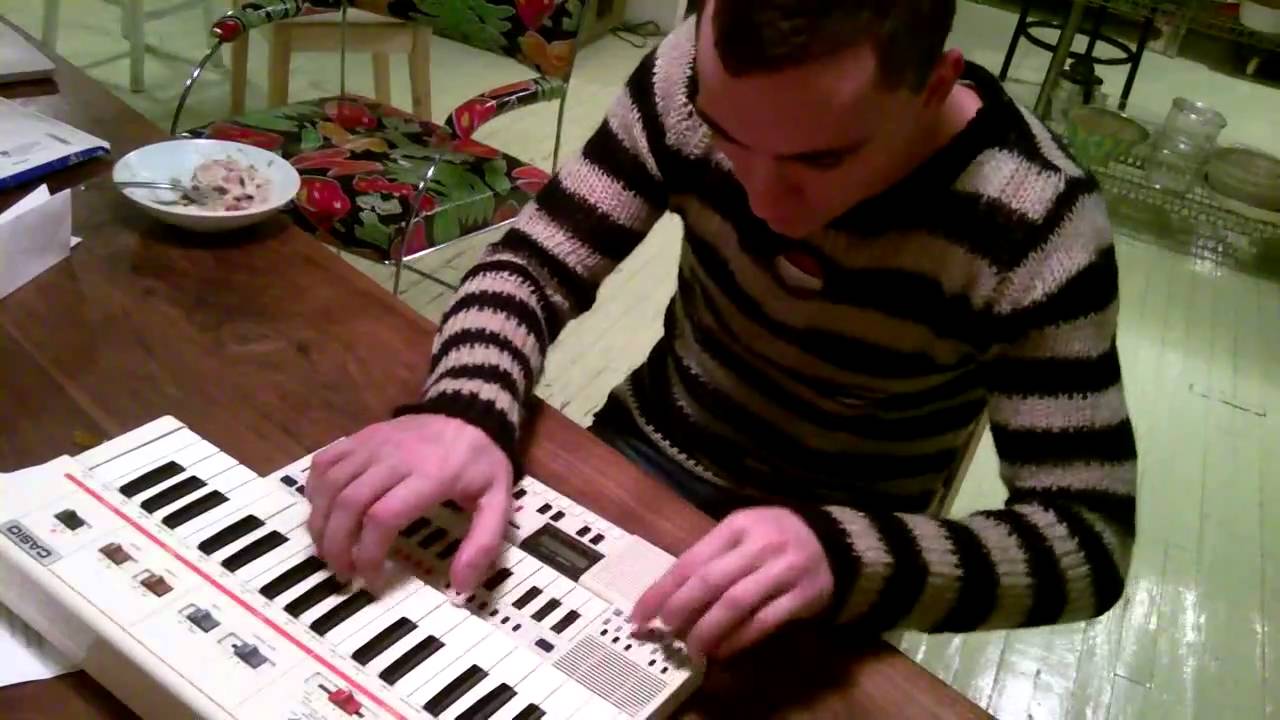 JIngle All The Way with Cameron Carpenter! (the authentic version:)