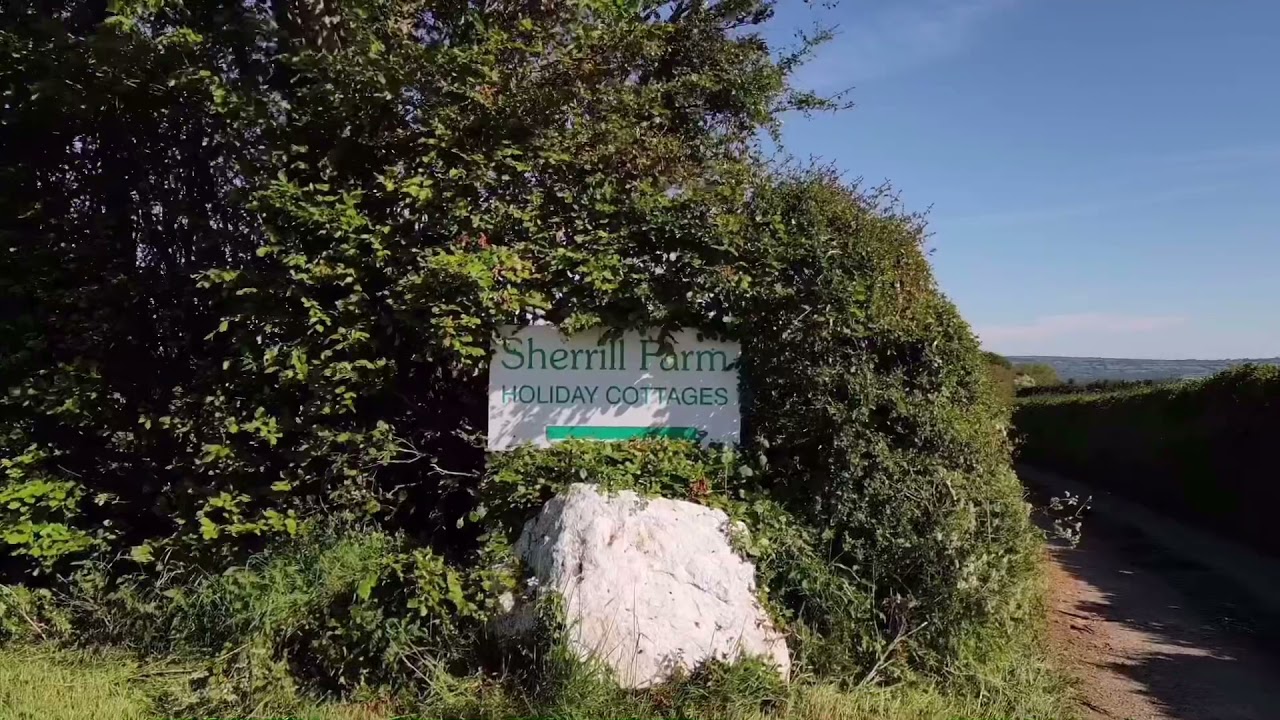 Drone Flight Around Sherrill Farm, Tavistock