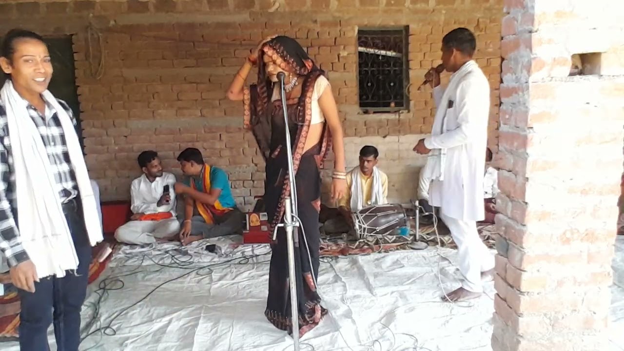 Jeeraj ki aavaj me dhola Din me Rajavlee me