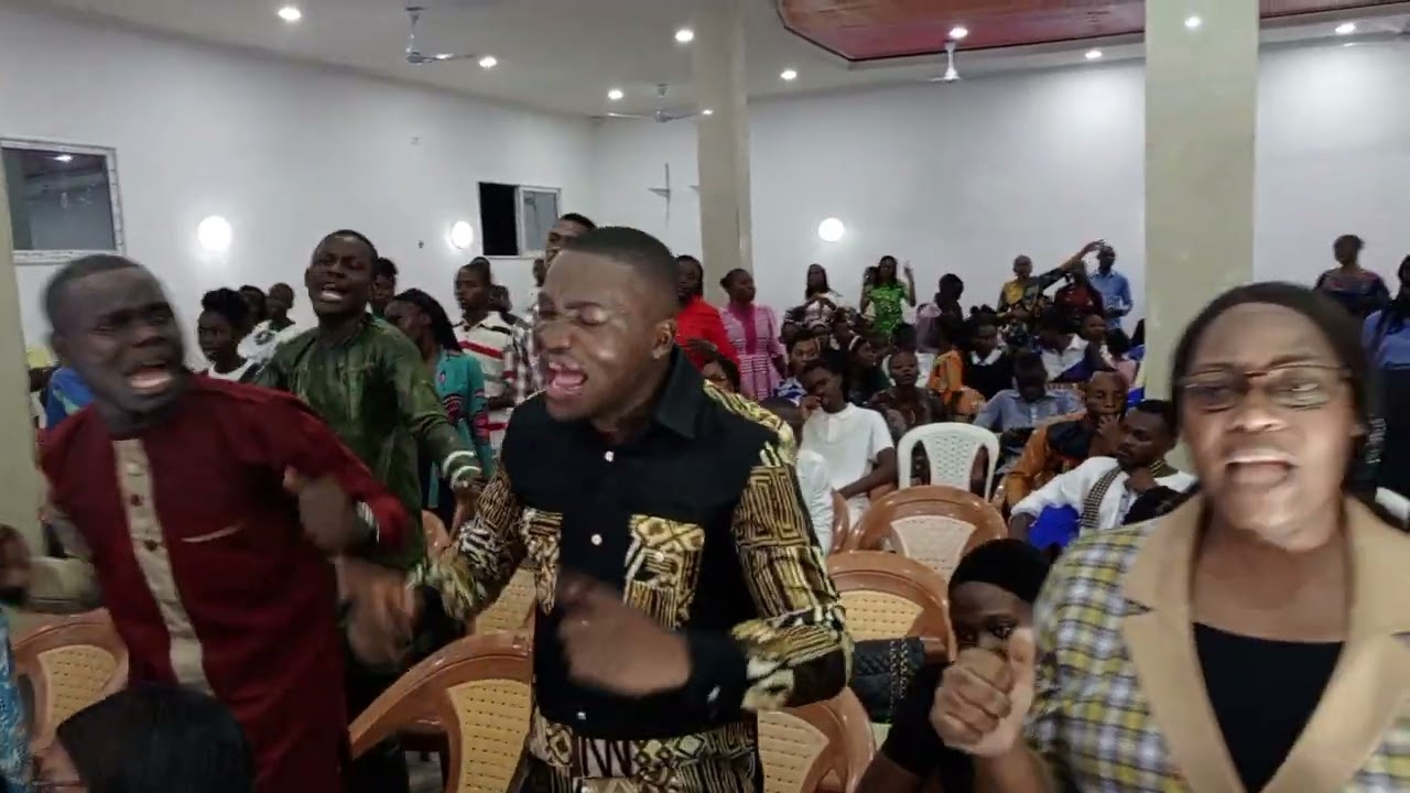 Concert du Pasteur Aris MOBOKO à la Foi Parfaite Tabernacle 🔥🔥