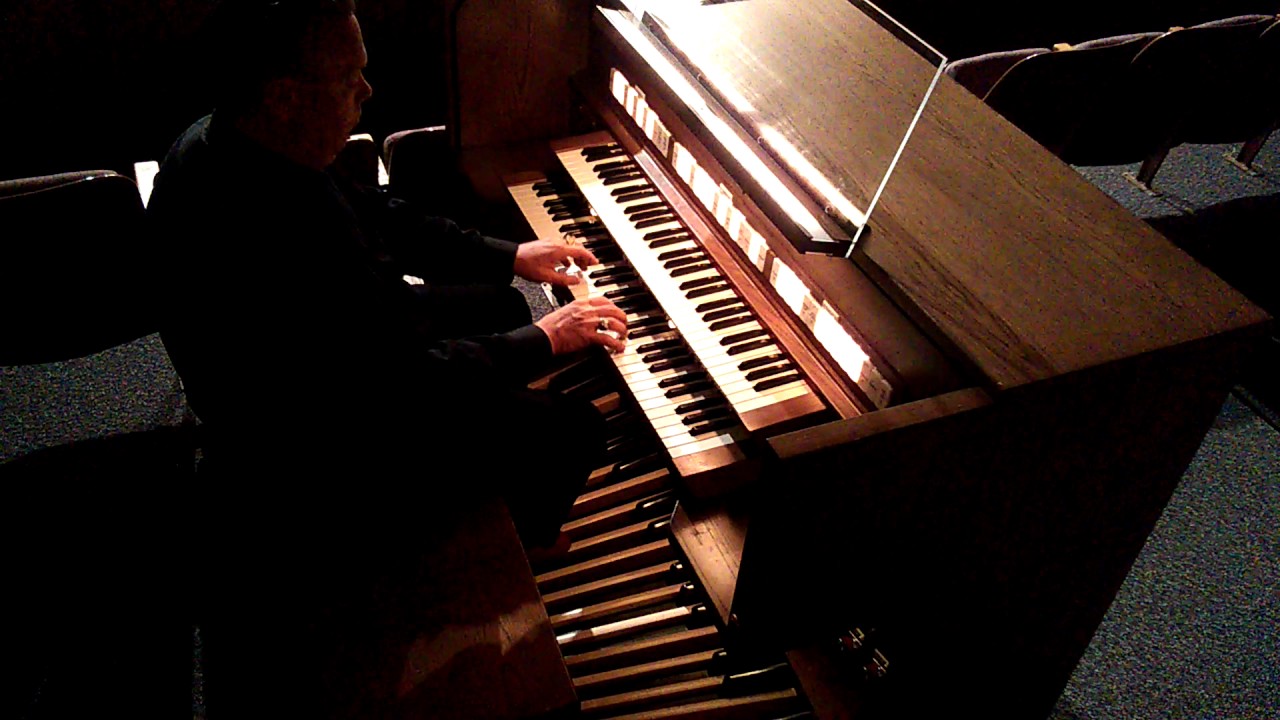 Lady Gaga - Bad Romance. THE Official Pipe Organ Cover!