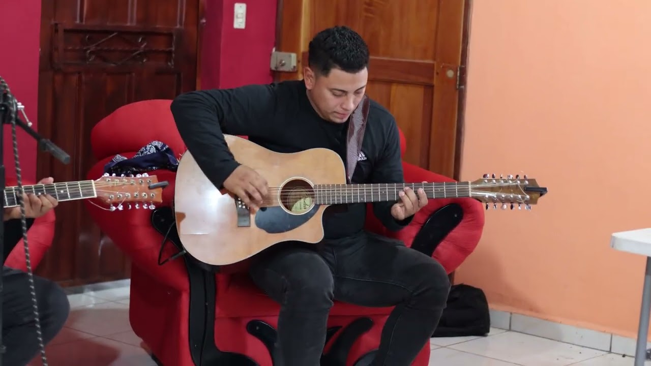 Alacranes de Olancho - Corazón de perico