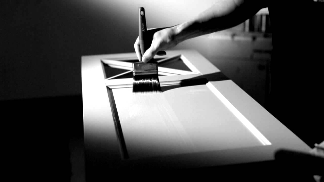 Kv&auml;num - Painting A Cabinet Door