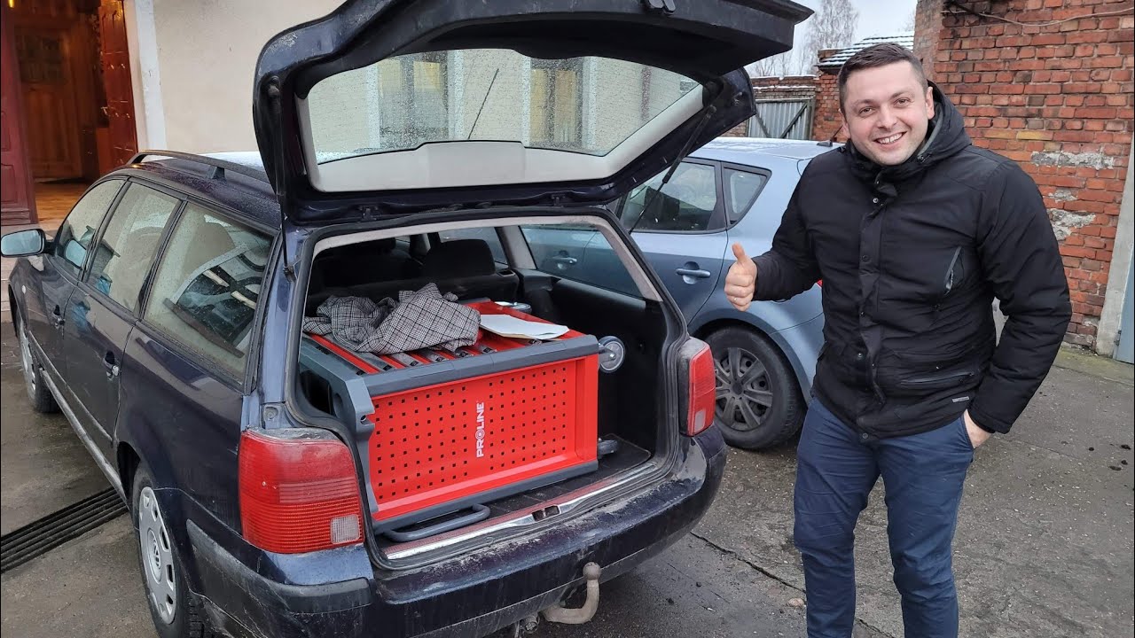 Rozdajemy Prezenty Znajomym! - Ich Reakcja Jest Bezcenna!