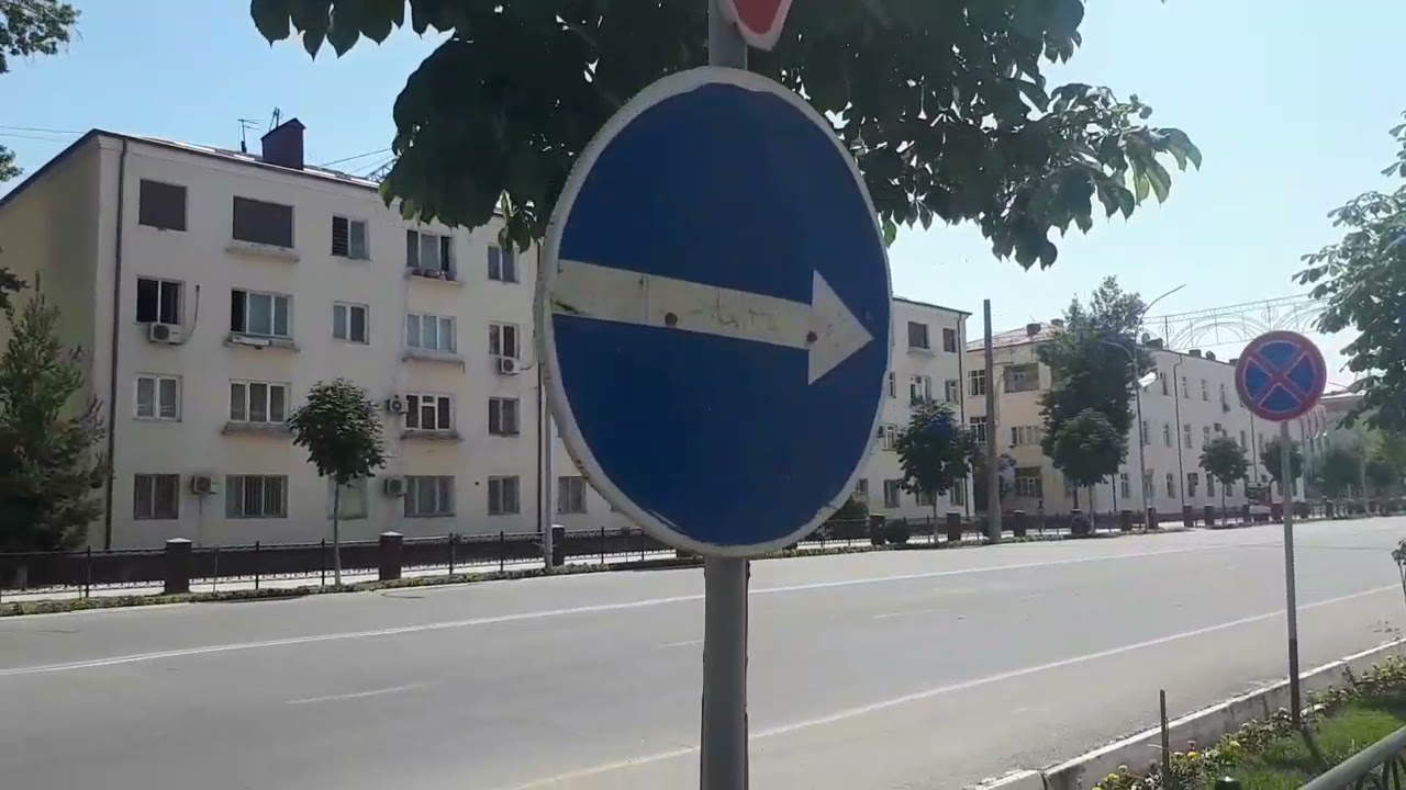 ФЕРГАНА 10  ШКОЛА..ЦЕНТРАЛНОЯ УЛИЦА