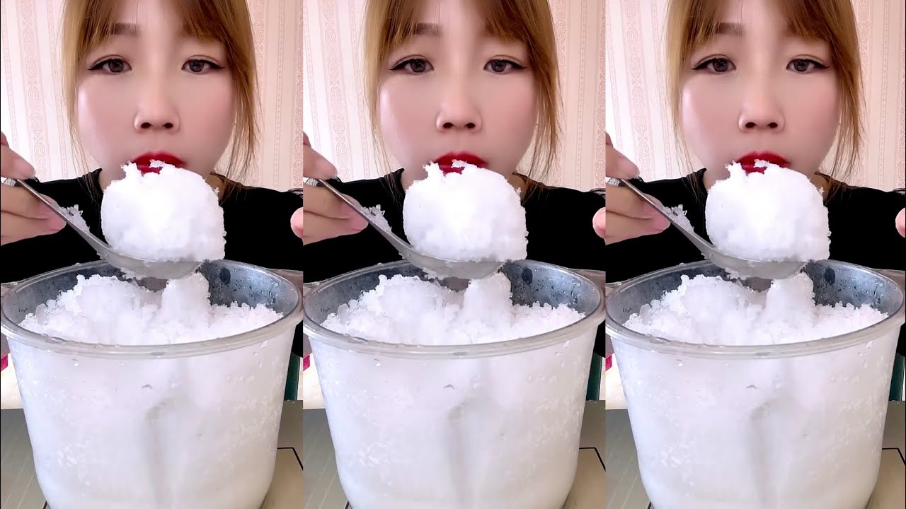ASMR WHITE ICE EATING / ICE EATING. QIAN