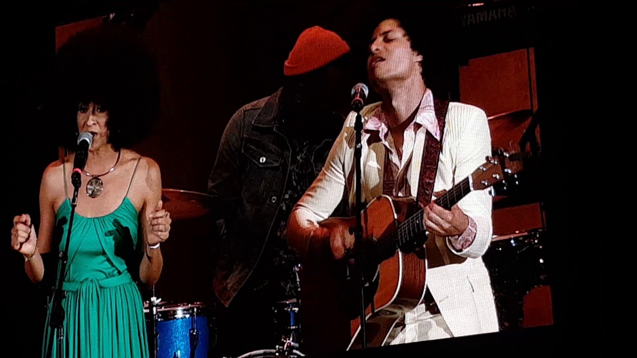Kori Withers and Jose James sing Bill Withers 
