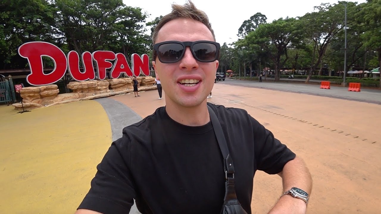 British guy visits an Indonesian Theme Park (Dufan, Jakarta)