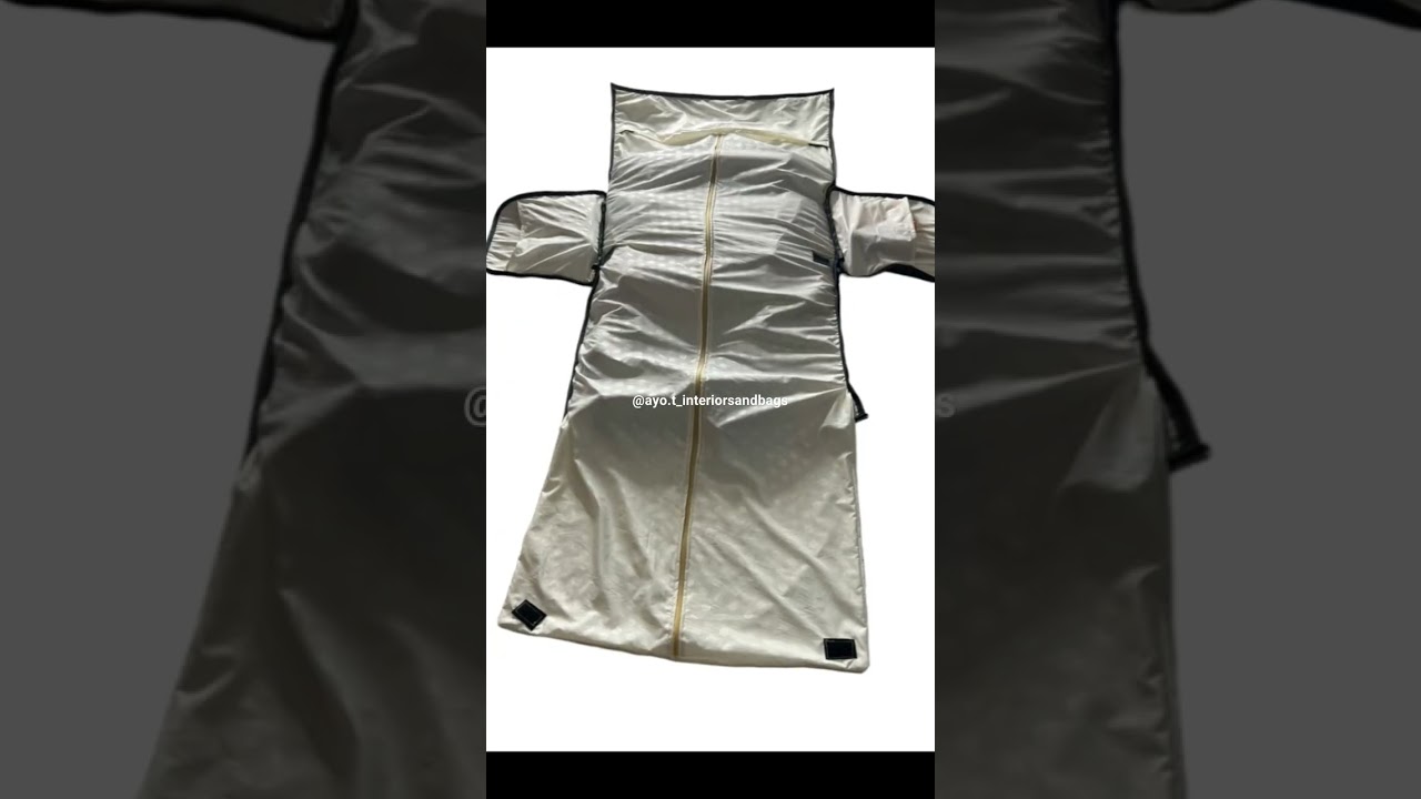 DIY duffle garment bag...full tutorial is available on the channel #diy #bagmakingtutorial #tutorial