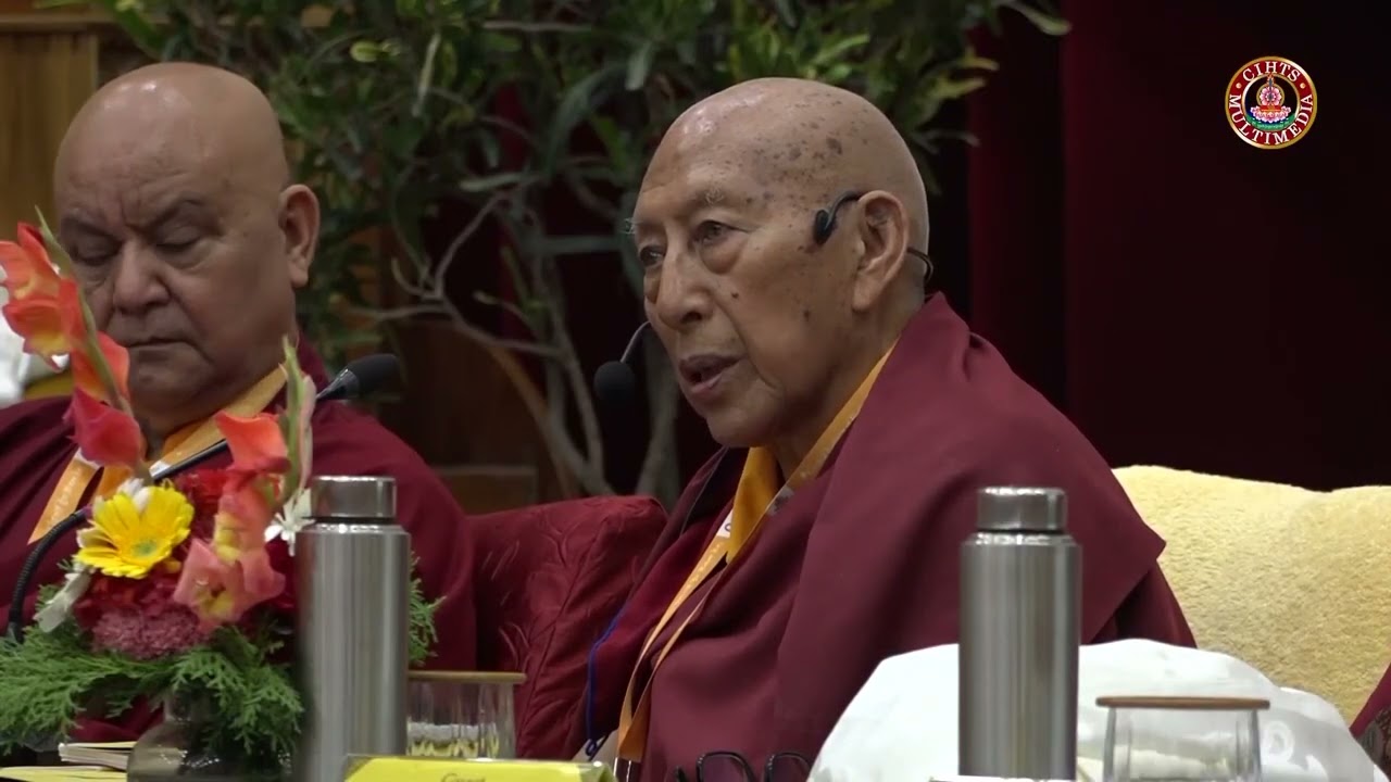 རྒྱལ་ཡོངས་ཤེར་ཕྱིན་བགྲོ་གླེང་ཚོགས་ཆེན་གྱི་དབུ་འབྱེད་མཛད་སྒོར་སྩལ་བའི་བཀའ་སློབ།། #like  #subscribe