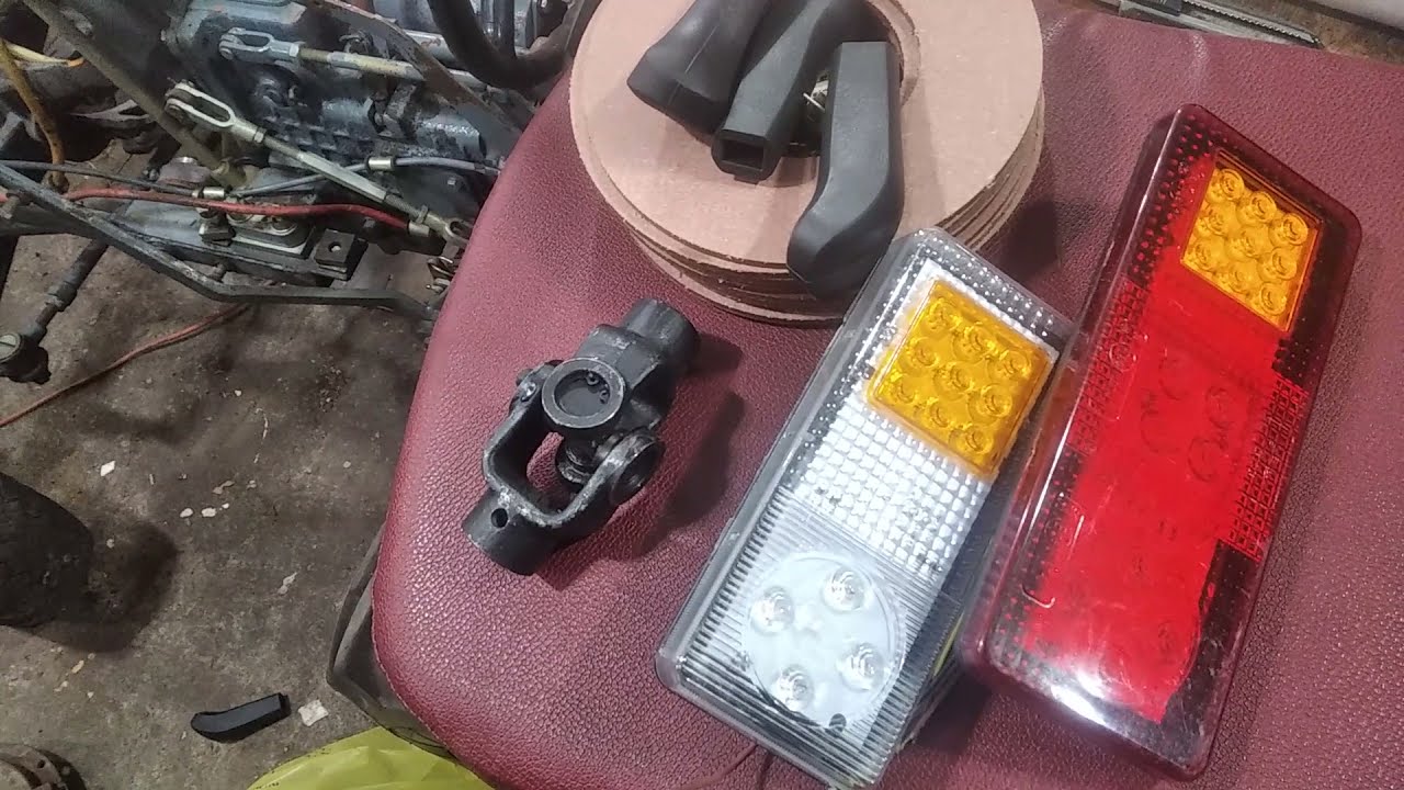 КМЗ-012 Т-012 плюшки из тракторного магазина.