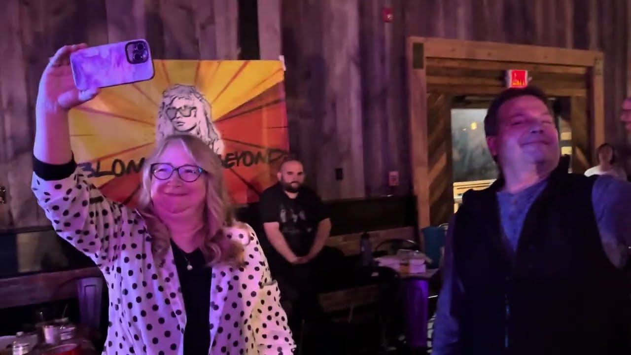 Rebel Rebel 'Let's Dance' live at Kinsmen Brewing (Blondie & Bowie Night)